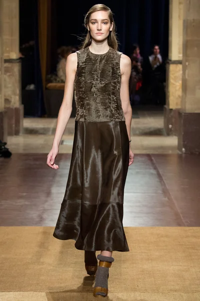 Look 22